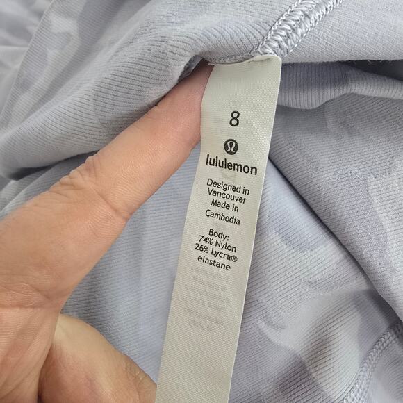 Lululemon Wunder Under Crop High-Rise Luxtreme‎ 21" Size 8 Light Gray White - Picture 6 of 8